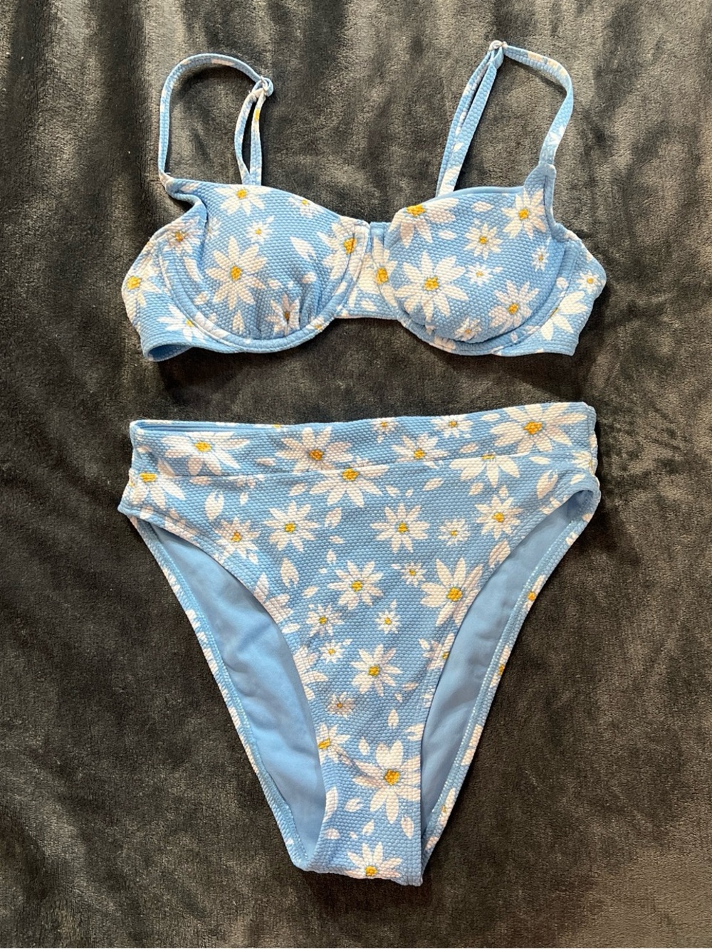 Target Two Piece Daisy Bikinj